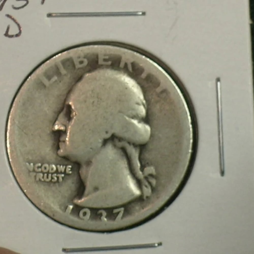 1937 D Washington Quarter - Silver Coin (AE7-33)